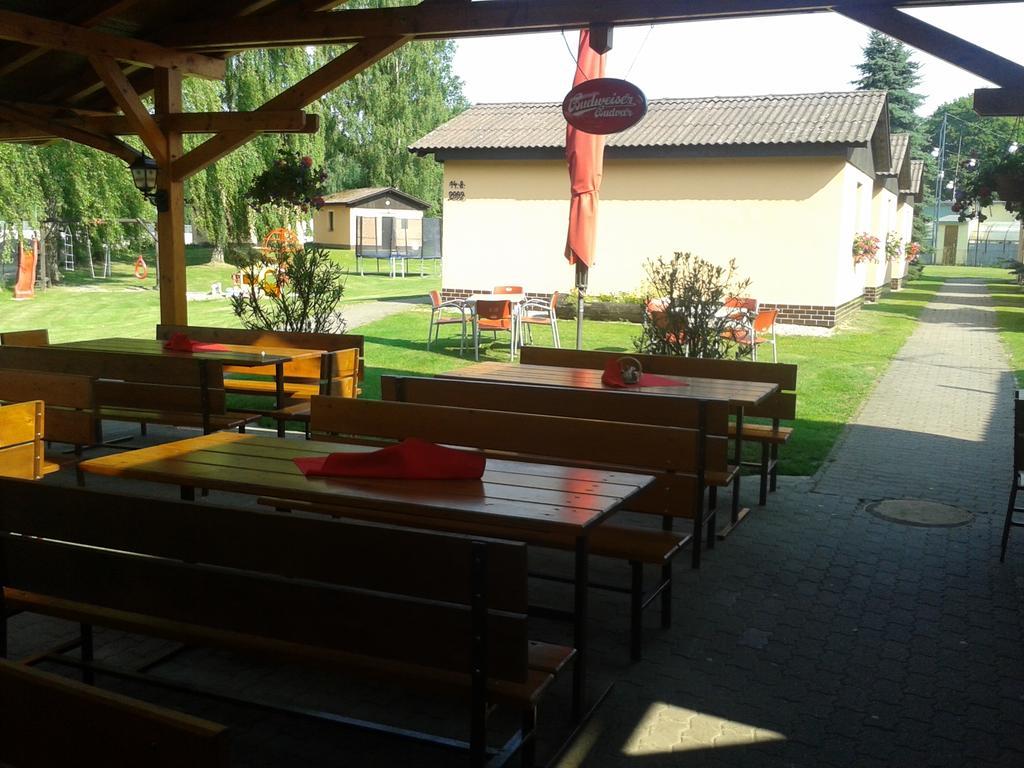 Sportcentrum Dvořák Hluboká nad Vltavou Exterior foto