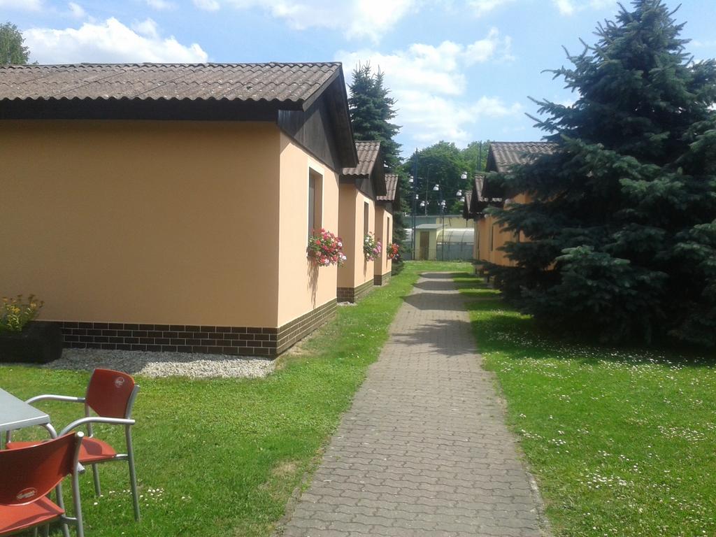 Sportcentrum Dvořák Hluboká nad Vltavou Exterior foto